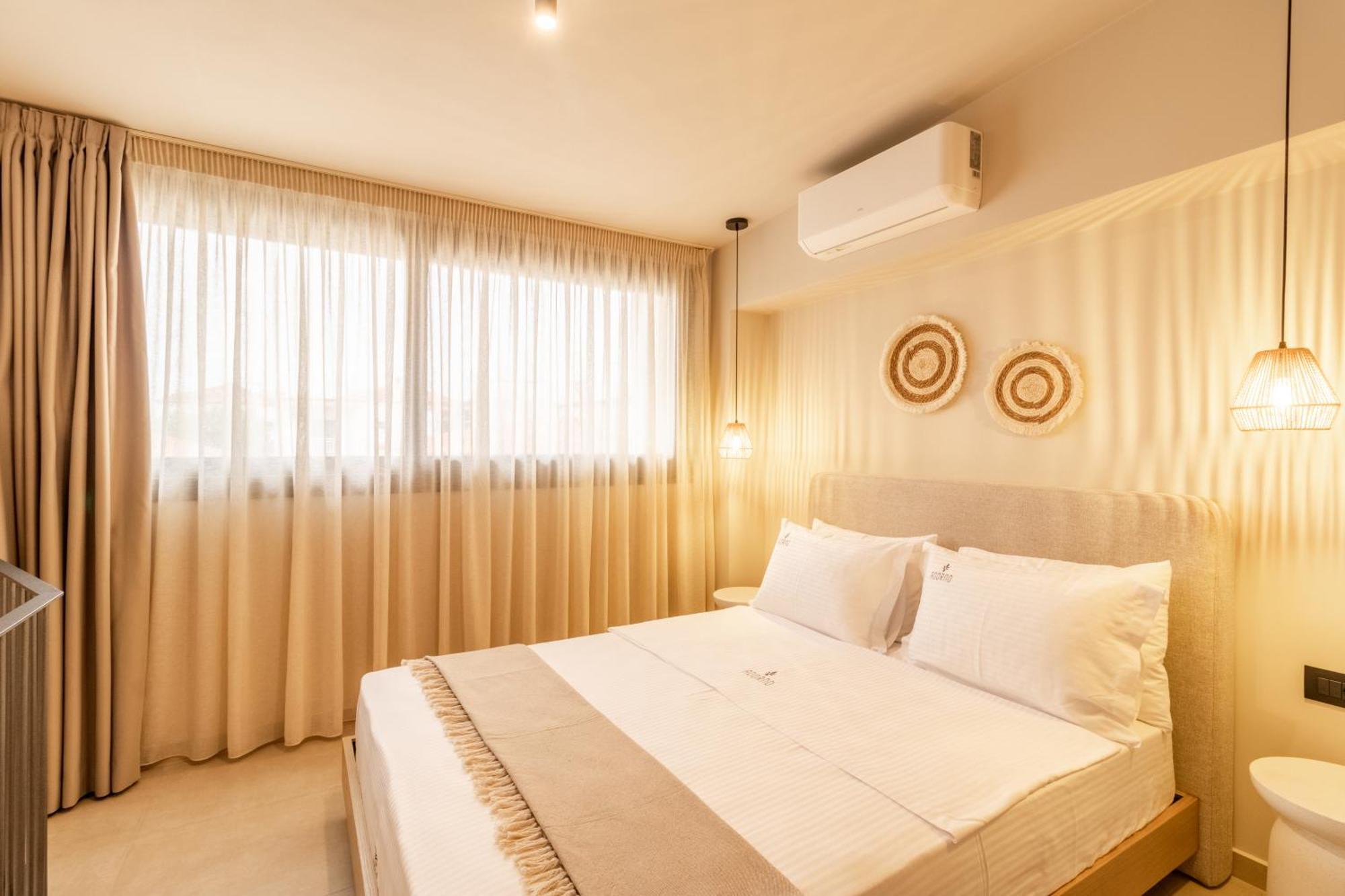 Adorno Private Suites Only Adults & Kids 12 Plus Vrasná Exteriér fotografie