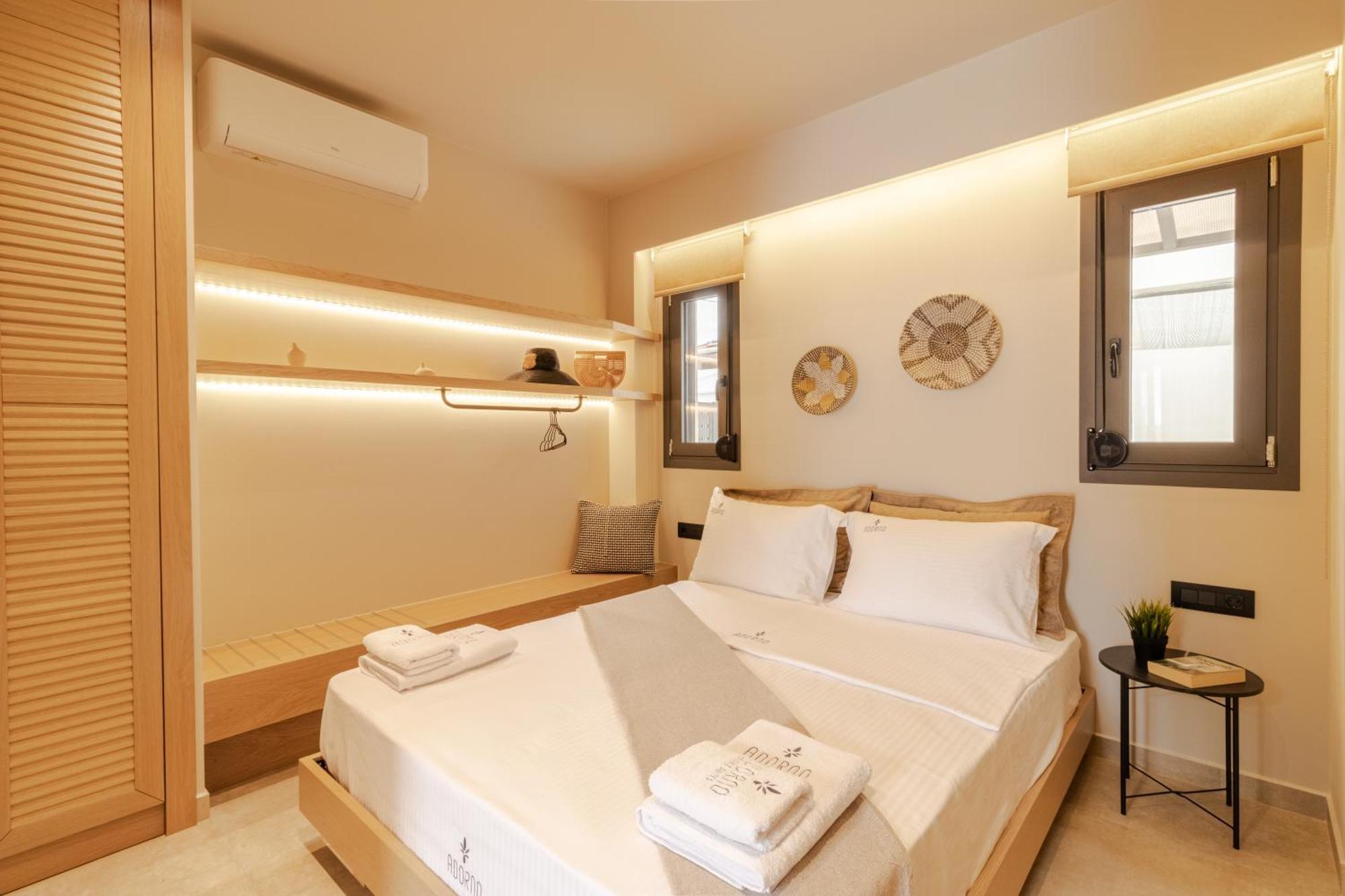 Adorno Private Suites Only Adults & Kids 12 Plus Vrasná Exteriér fotografie