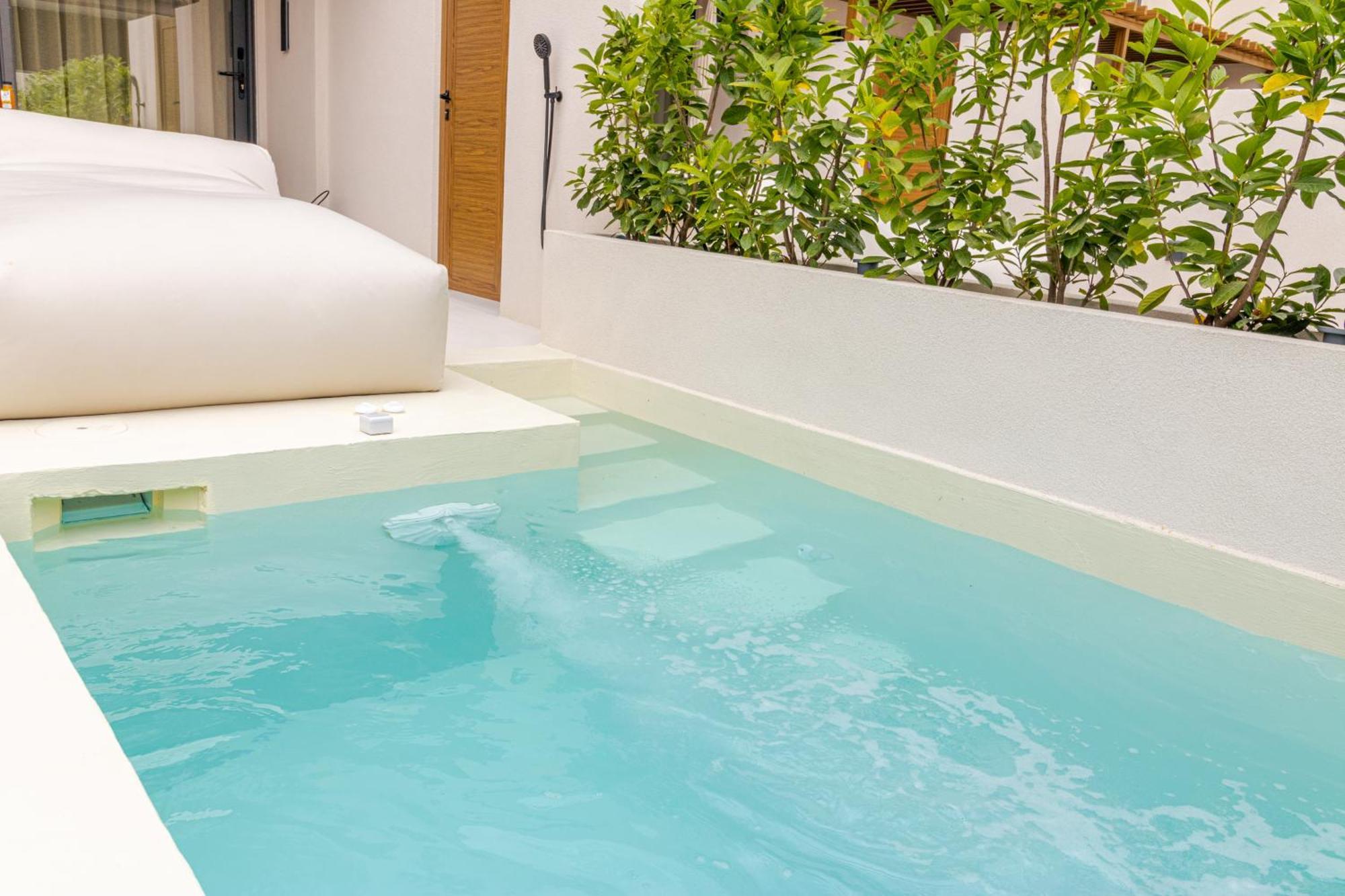 Adorno Private Suites Only Adults & Kids 12 Plus Vrasná Exteriér fotografie