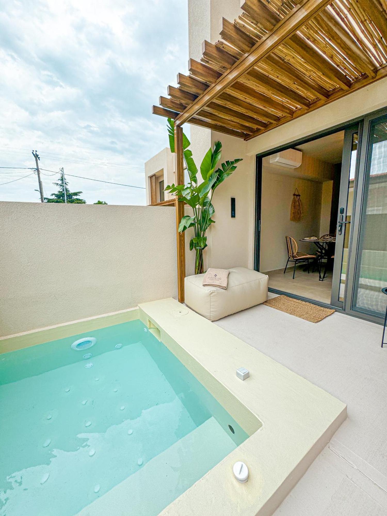 Adorno Private Suites Only Adults & Kids 12 Plus Vrasná Exteriér fotografie